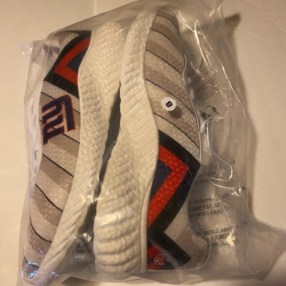 NFL NY GIANTS SIZE 8 WOMAN SNEAKERS BNIB NEVER WORN.SHOW OFF YOUR TEAM SPIRIT - Picture 8 of 12